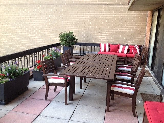 outdoor balcony - 400 SF