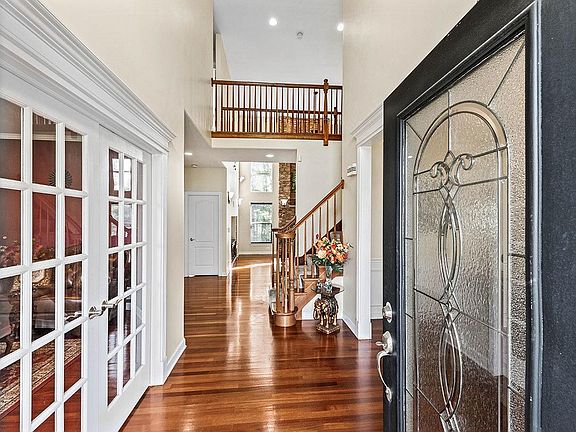2nd image of 12920 S Waterford Ct