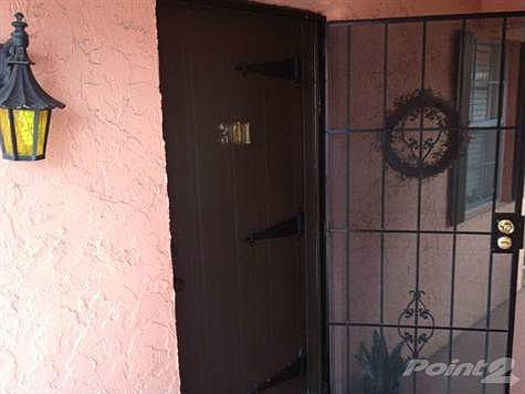 5th image of 650 Tennis Club Dr APT 301