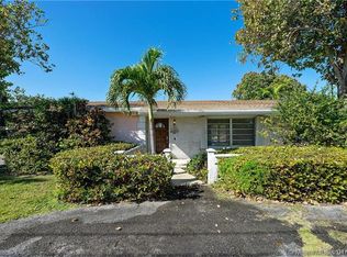 5360 SW 87th Ave, Miami, FL 33165