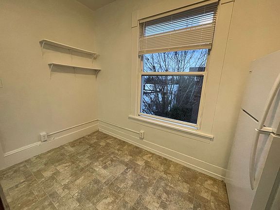 5th image of 1717 12th Ave APT 309