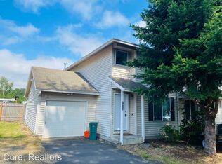 1350 W Historic Columbia River Hwy, Troutdale, OR 97060