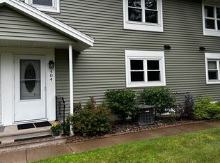 404 Kelly Cir #404, Duluth, MN 55811