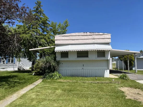 7 Meadowlark Ln #7MEAD, Beecher, IL 60401