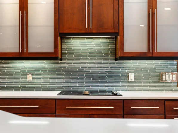 400 Oakland Pl NE APT 9, Austin, MN 55912