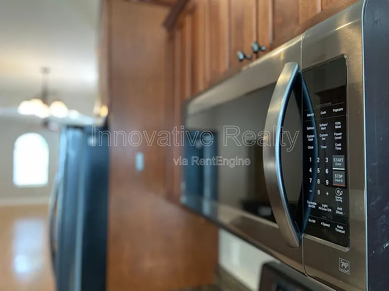 332 E Kaley St — Photo 5
