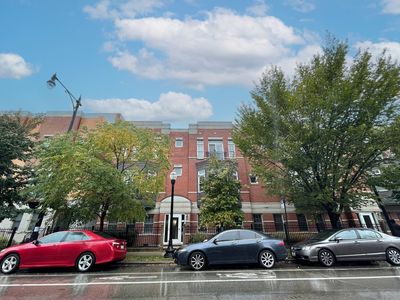 1414 S Halsted St APT 3B, Chicago, IL, 60607