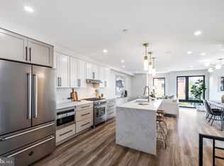 2200 Christian St #B, Philadelphia, PA 19146