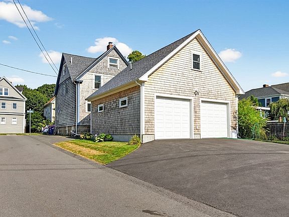 4th image of 32 Green St