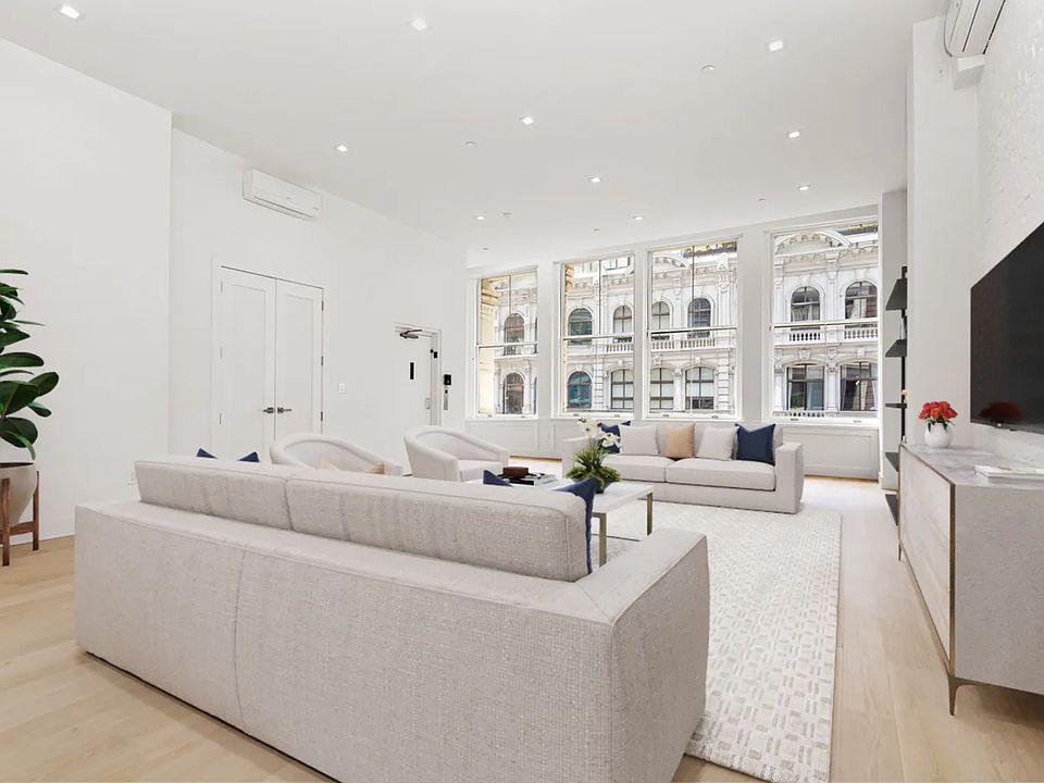 1st image of 654 Broadway #4