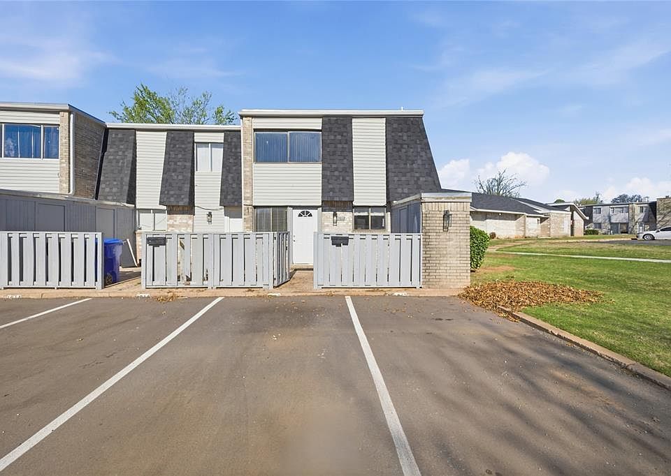1st image of 1612 Claudia Dr