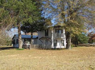 602 Red Oak Rd, Maud, TX 75567