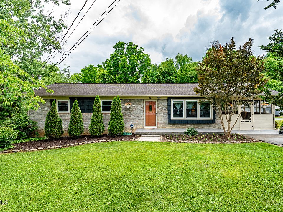 1st image of 1704 Scenic Dr