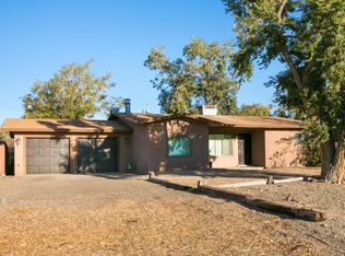 10621 Calle De Elena NW, Corrales, NM 87048