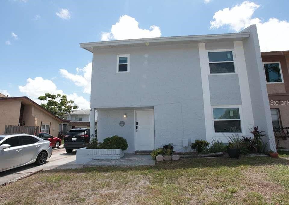 1st image of 2073 San Sebastian Way N