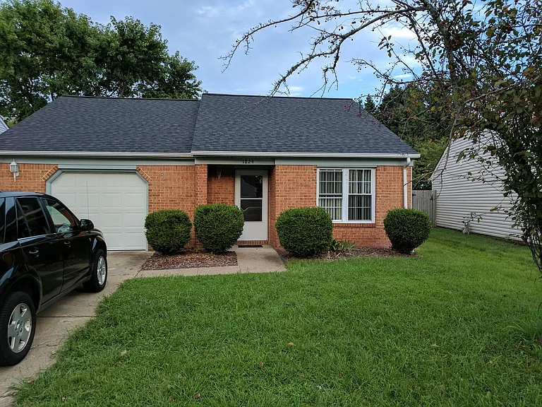 1824 Haviland Dr — Photo 2