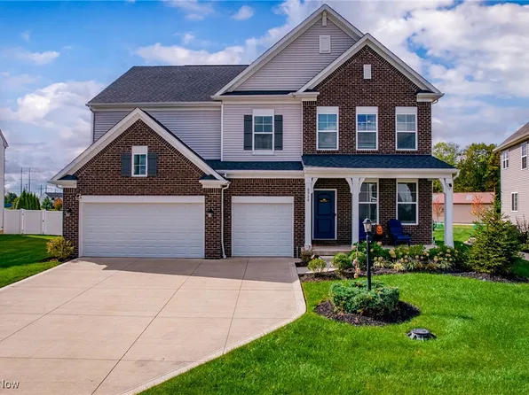 8924 Leatherleaf Dr, Columbia Station, OH 44028