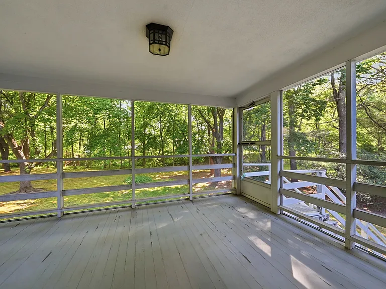 6 Saddle Club Rd — Photo 16