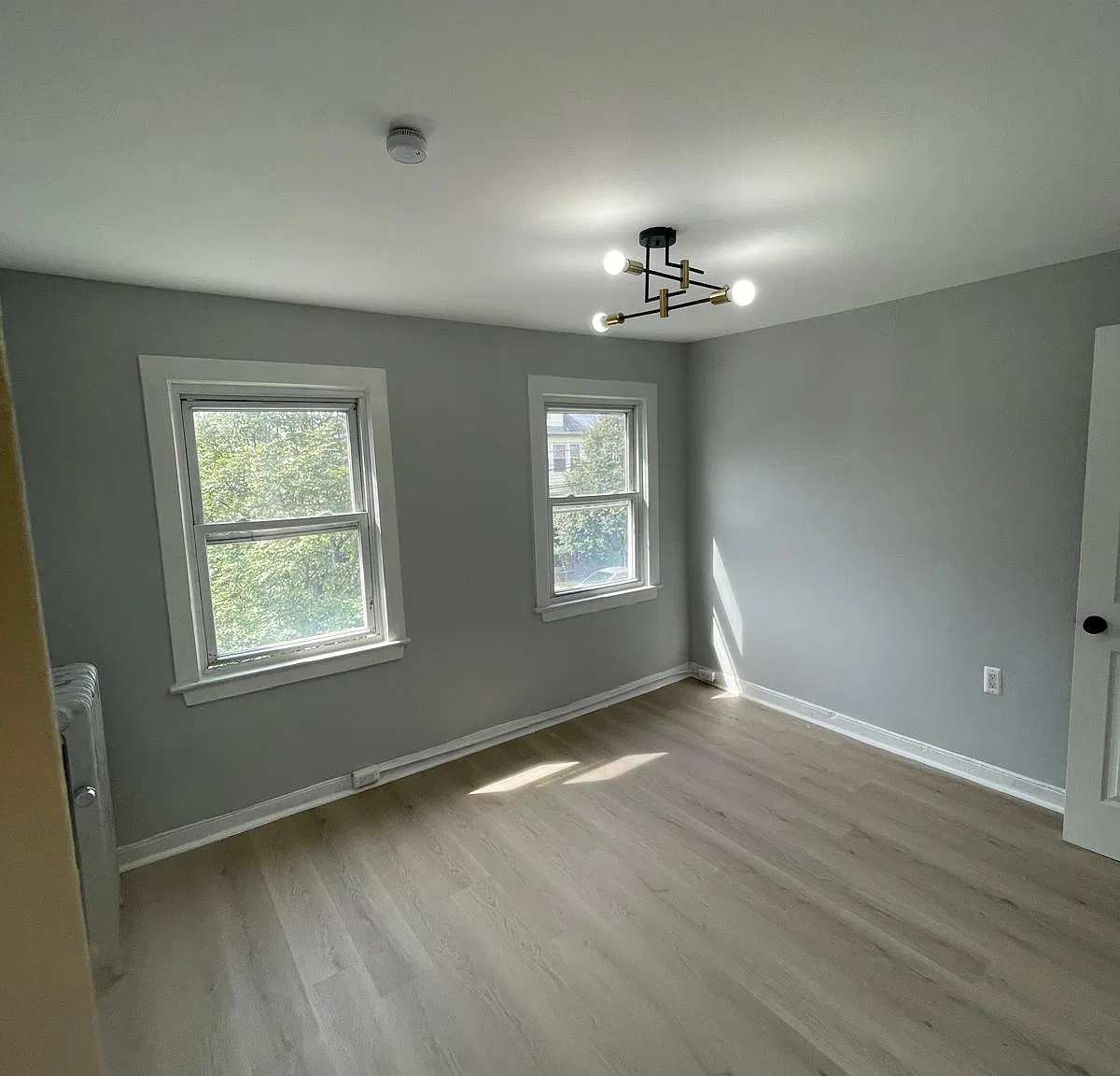 4 bed, $3,000 — Photo 2