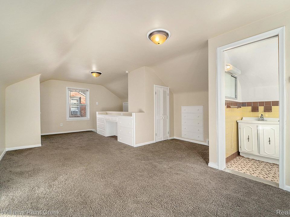 20926 Lennon St, photo 17