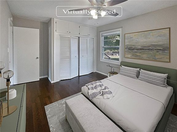 4th image of 109 S Kendall Dr