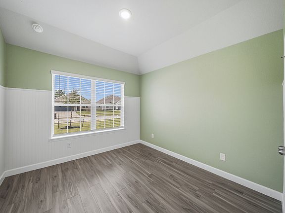 4th image of 5327 Briana Dee Dr