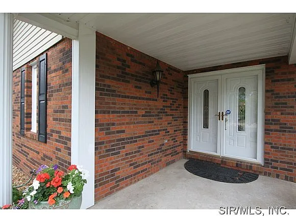 74 Elmwood Dr photo 1