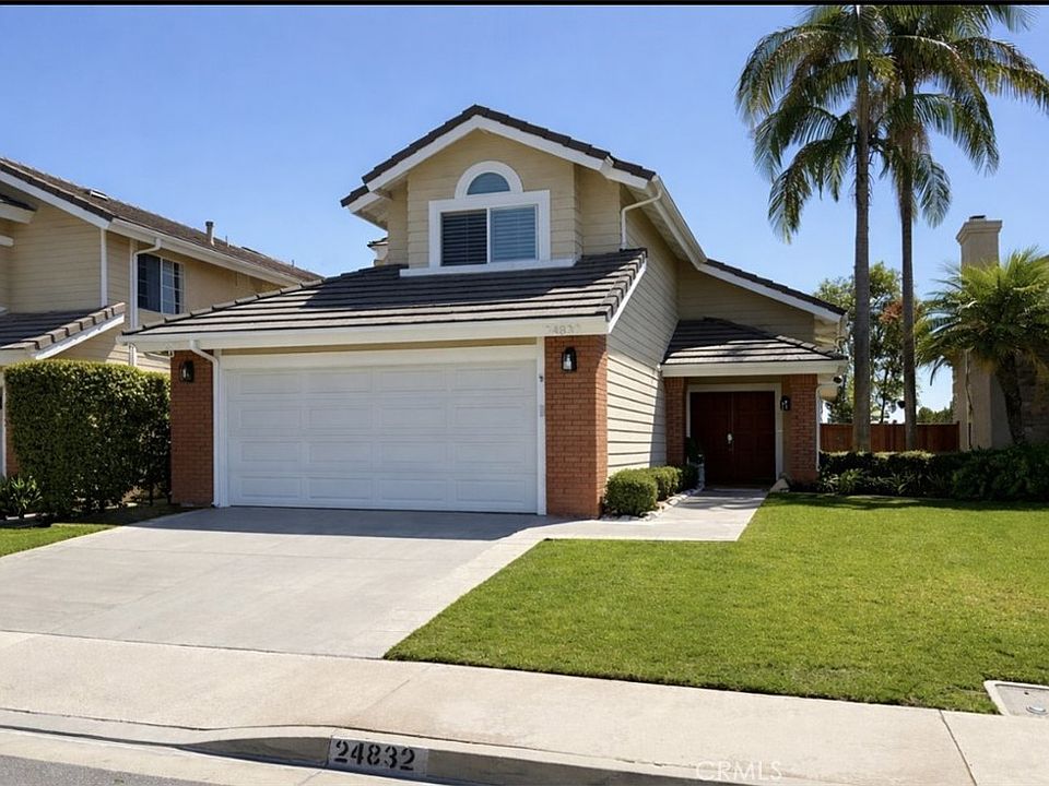 1st image of 24832 Eaton Ln