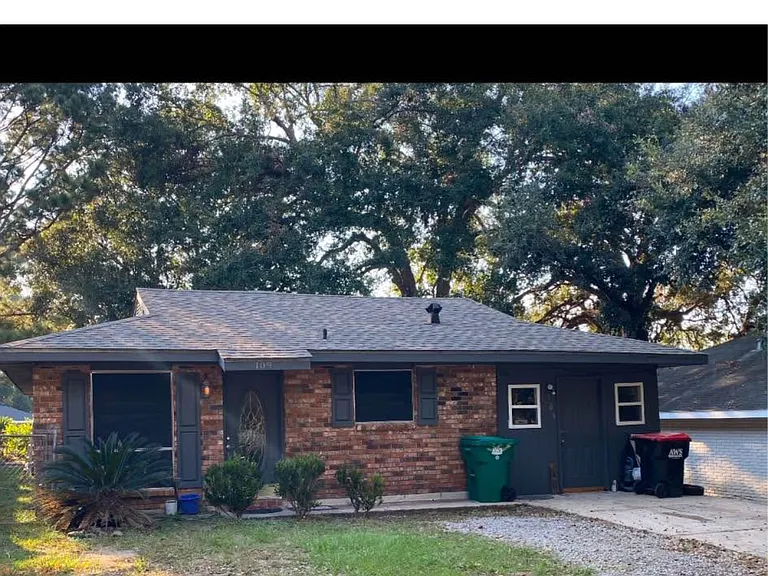 109 Tyler Dr — Photo 1
