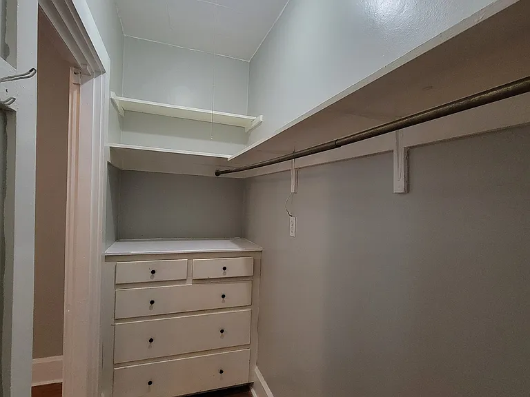 205 16th Ave NE #11 — Photo 8