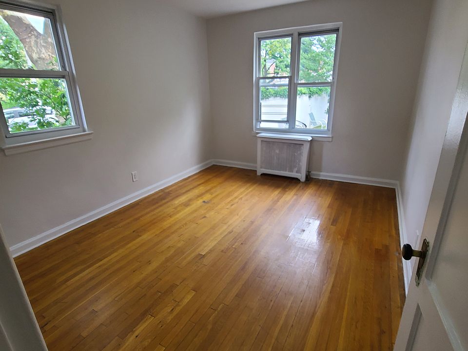 1st image of 14014 Jewel Ave #1