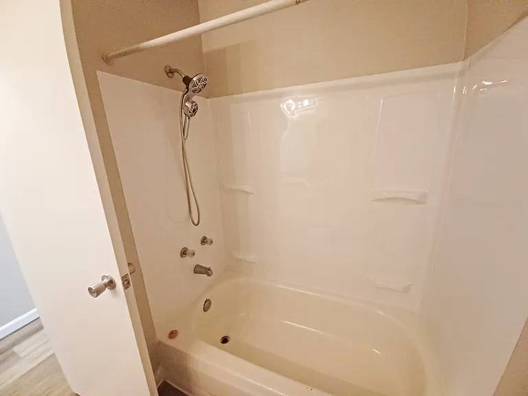 Quail Park Apartments — Photo 16