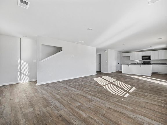 5th image of 519 Harvest Ridge Way