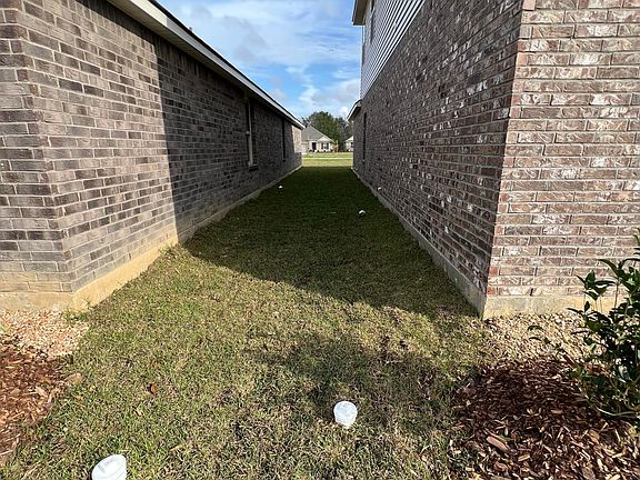 3rd image of 129 Abbeywood Ct