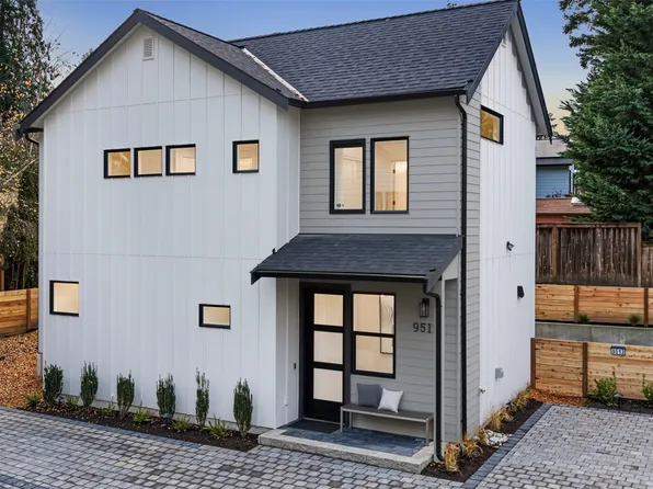 9513 132nd Avenue NE, Kirkland, WA 98033