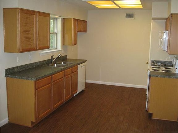 4th image of 3509 Antilles Dr