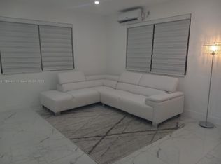 6890 Abbott Ave #1B, Miami Beach, FL 33141