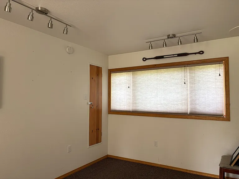 16390 N Glenn Hwy — Photo 3