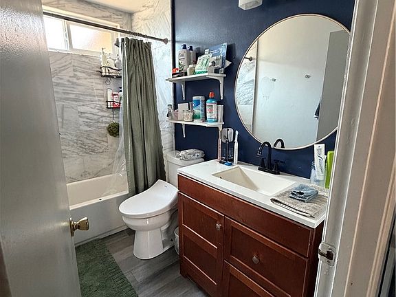 5th image of 8544 Century Blvd Unit C