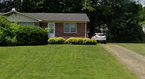 103 Hunter Dr Photo 1