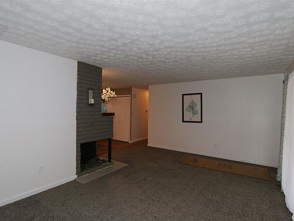 4th image of 4783 Burkhardt Ave