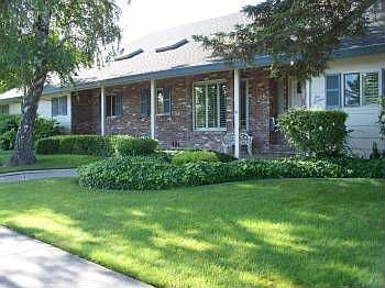 2nd image of 116 Redwood Dr