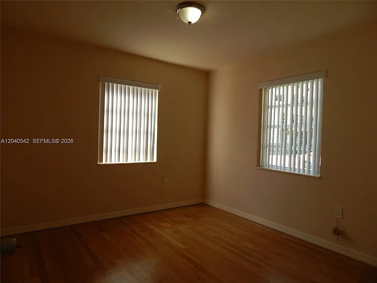 1841 SW 37th Ave — Photo 24