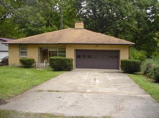 1111 Bluewater Dr, Monticello, IN 47960