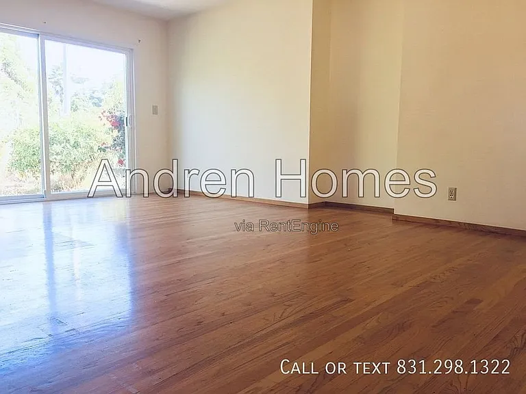 501 Spruce St — Photo 4