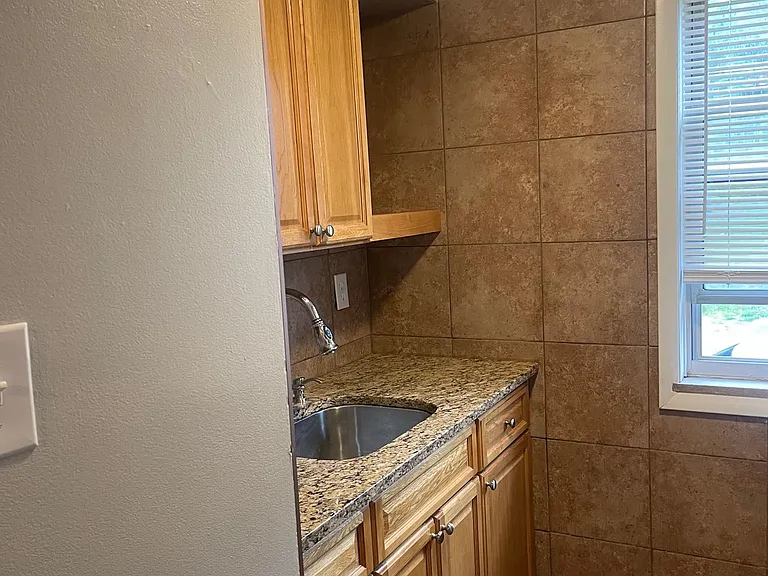 776 Cooke Dr — Photo 7