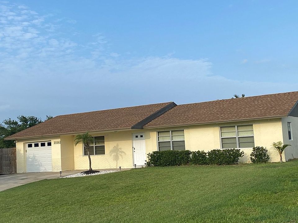 1st image of 2529 NE 18th Ln