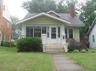 932 S Myrtle Ave, Kankakee, IL 60901