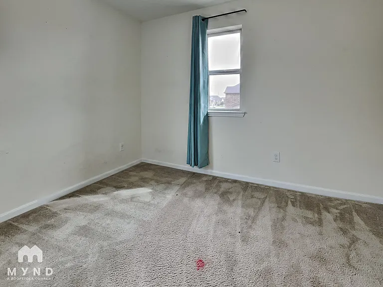 1706 Claire Creek Ct — Photo 16
