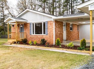 8 Holmes Cir, Durham, NC 27713